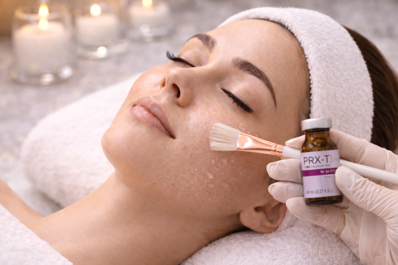 PRX-T33-Peeling – regenerierende Hautbehandlung